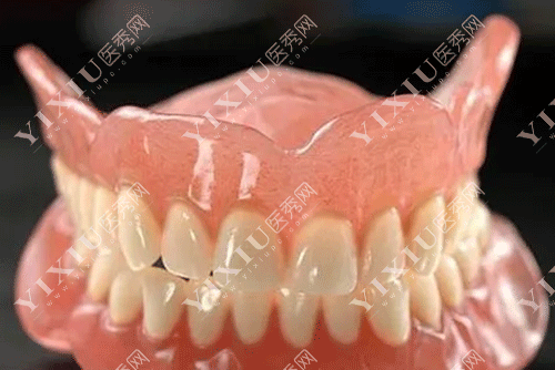 牙齿全口假牙的图片
