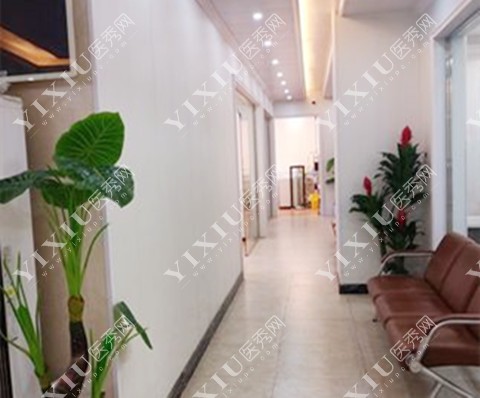 湖南永州牙博士口腔医院走廊环境