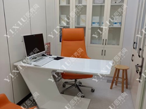 张家港珂润口腔咨询室