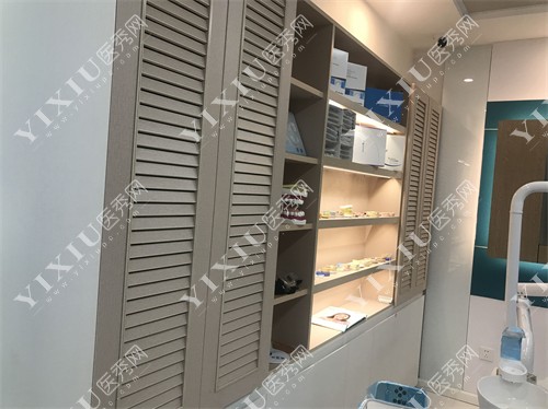 北京顺德口腔展示柜环境图