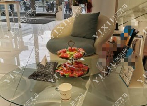 上海新菲口腔医院休息等待区环境