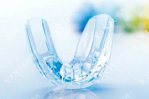 儿童早期矫正器展示图