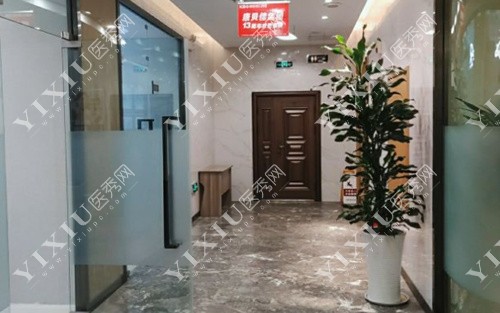 大连康贝佳口腔走廊照