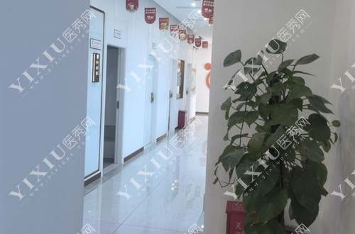 绵阳医博口腔内部过道环境