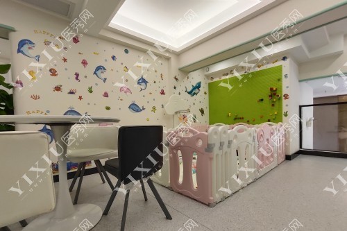 永州雅美口腔儿童游玩区图片展示