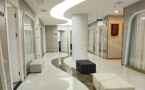 武汉固康口腔真不错，种植牙1880元起技术靠谱收费也划算！(图3)