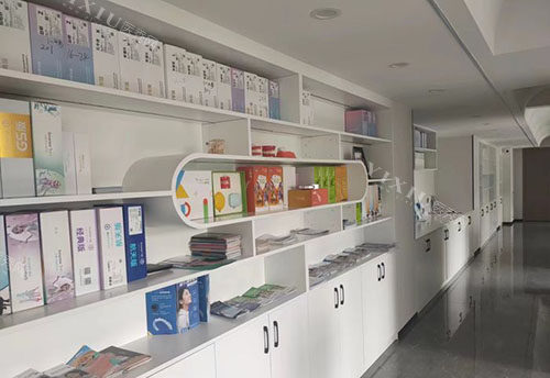 梧州粤桂时代口腔看牙材料展示