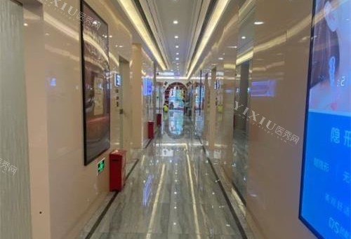 北京劲松口腔医院走廊