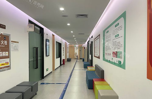 海南口腔医院内部资料公开，门店地址／看牙特点／价格收费／三分钟全了解！(图3)