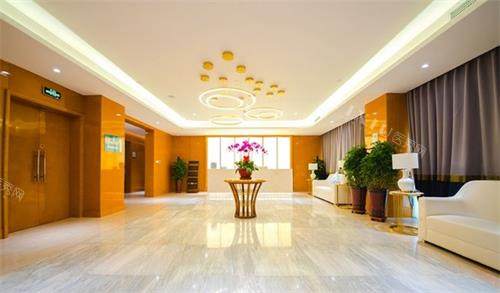 呼和浩特看牙好的医院是哪家？呼和浩特看牙好的医院有呼和浩特华医口腔、呼和浩特欧贝口腔、呼和浩特优洁口腔(图1)