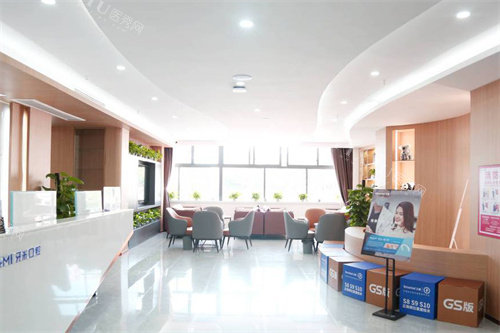 实力曝光：一文解答资阳牙米口腔种植牙靠谱吗？团队／技术／设备等都不错(图3)