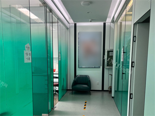 晋中刘双全口腔诊疗区走廊
