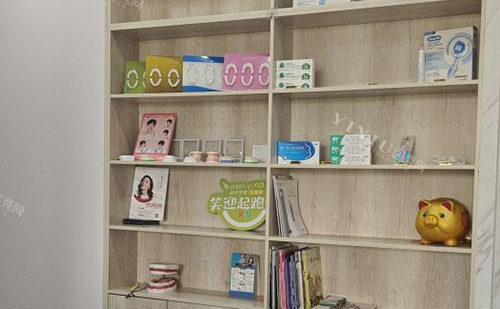 成都友禾口腔牙齿工具展示