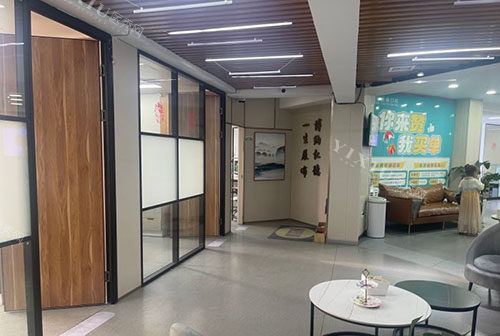 成都展博口腔诊疗室外景图