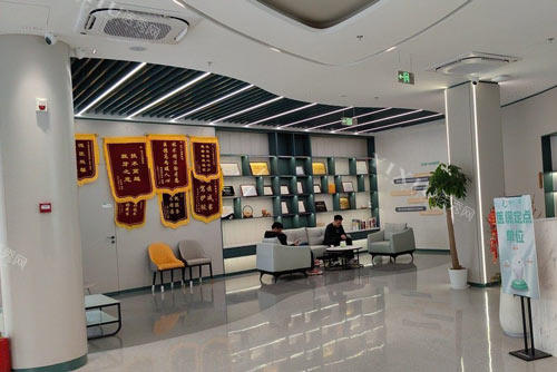 南京林夕口腔（南航店）大厅图