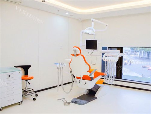 上海丽泽口腔牙椅