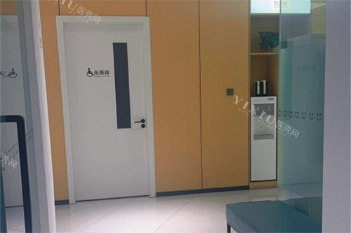 成都团圆口腔高新店环境一角