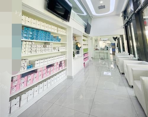 北京维恩口腔（亦庄店）展示墙