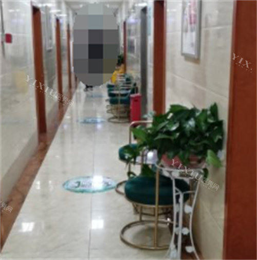 成都医大口腔走廊
