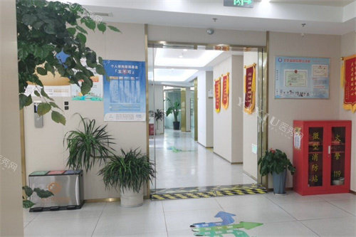 宁波北仑牙科医院诊区