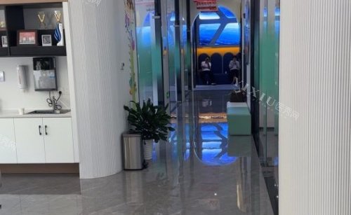 衢州可恩口腔过道环境示意图