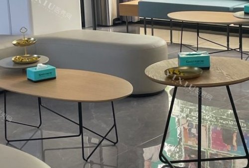 衢州可恩口腔等待区桌面示意图