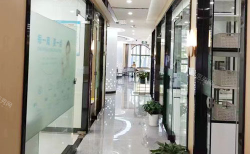 武汉海贝口腔走廊环境实拍