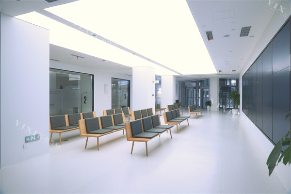 合肥茀莱堡口腔医院四楼候诊区
