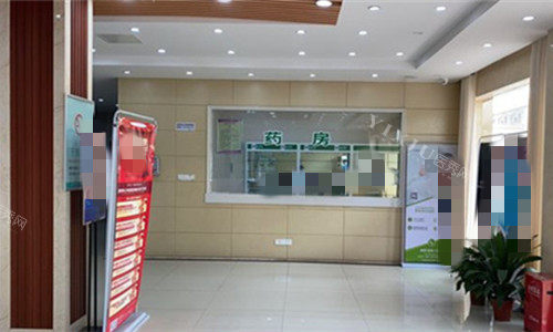 无锡德厚口腔药房展示图