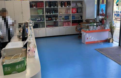 盐城建湖八颗牙口腔前台