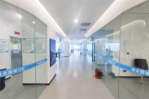 大连国诚口腔走廊环境