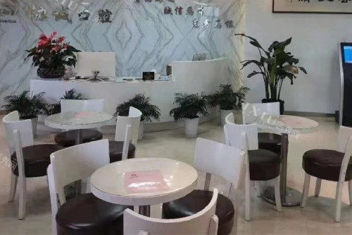 绍兴新昌协诚口腔候诊区