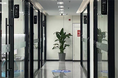 诸暨浙绍口腔走廊环境