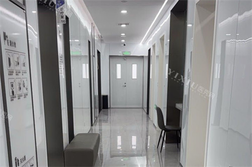 晋城百年口腔走廊环境