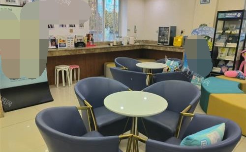 昆明尚爱韩美口腔大厅环境示意图