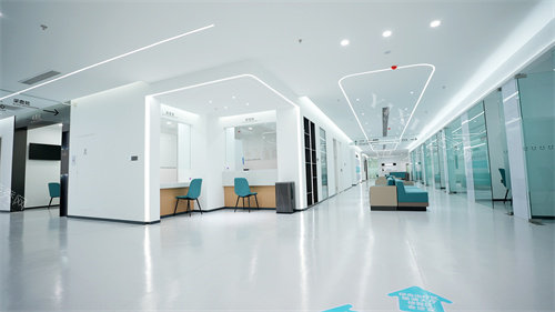 成都团圆口腔种植牙怎么样？将从医院种牙优势、技术、医生、价目表，一次说清！(图4)