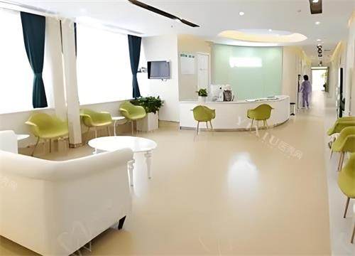 深圳美莱口腔室内休息区