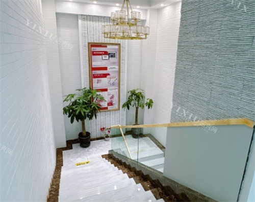 长春诺贝尔口腔(经开店)楼梯间