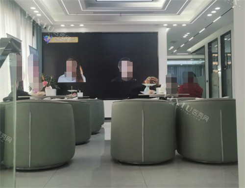 金华婺城口腔医院走廊