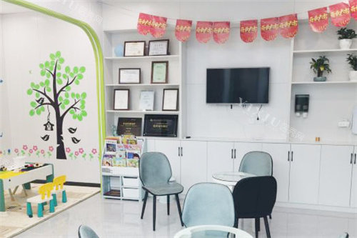 郑州欧乐口腔休息区