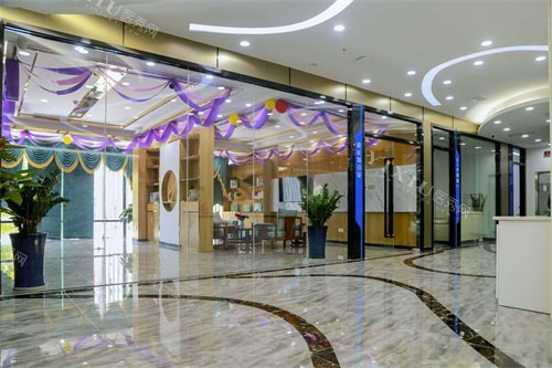 万宁牙口腔大厅