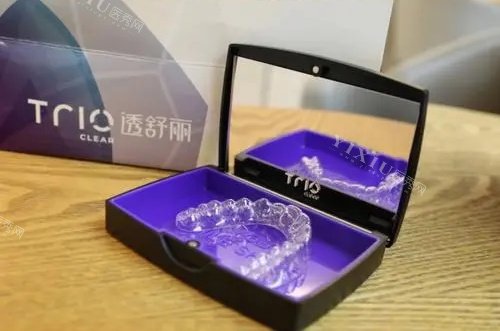 透舒丽隐形矫正器盒装示意图