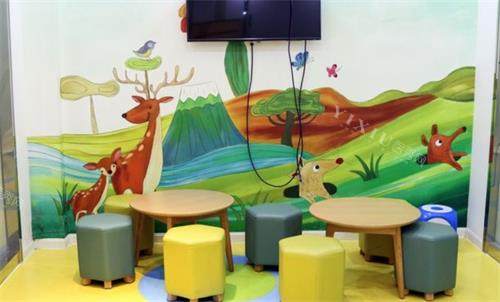 南京美奥口腔候诊区