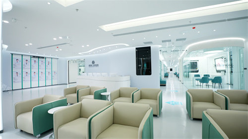 患者认可！成都高新区新版牙科诊所排名出炉！这10家口碑机构看完不踩坑(图3)