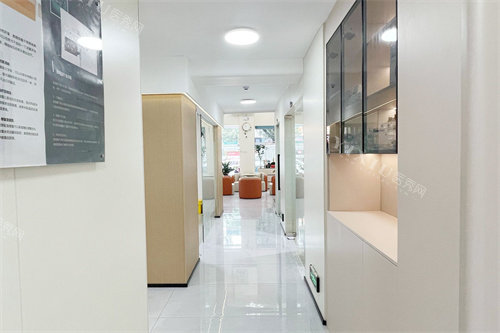 中山乐德口腔走廊环境
