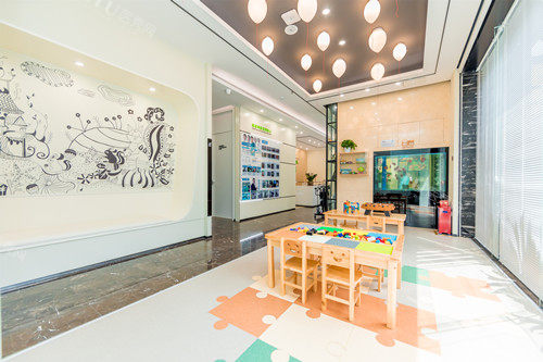 中山松鼠口腔小榄店儿牙区