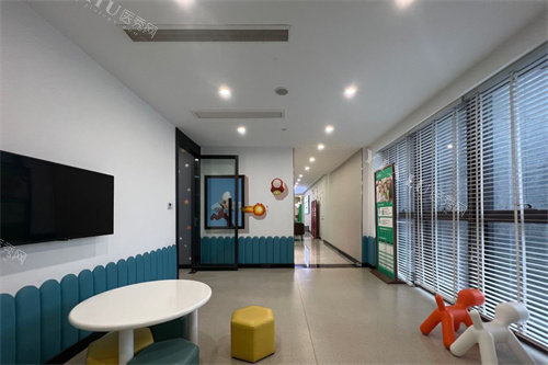 金华蓝芽口腔儿童区环境