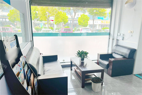 平顶山郏县博雅口腔休息区