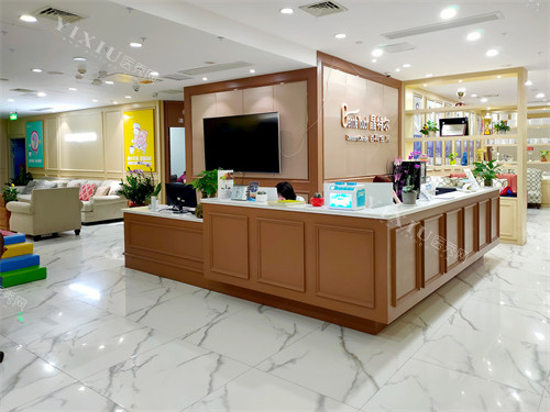 福州晶特尔口腔门诊部前厅导诊台