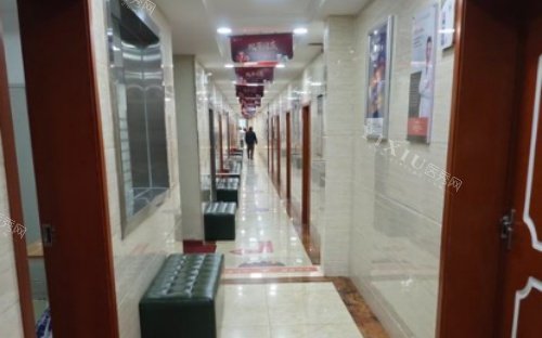 成都医大口腔医院走廊示意图